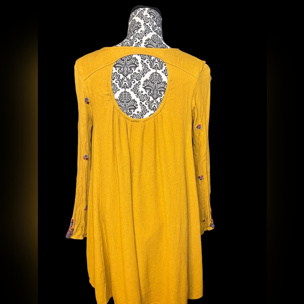 Japana Mustard Floral Embroidered Tunic Top - Picture 3 of 5